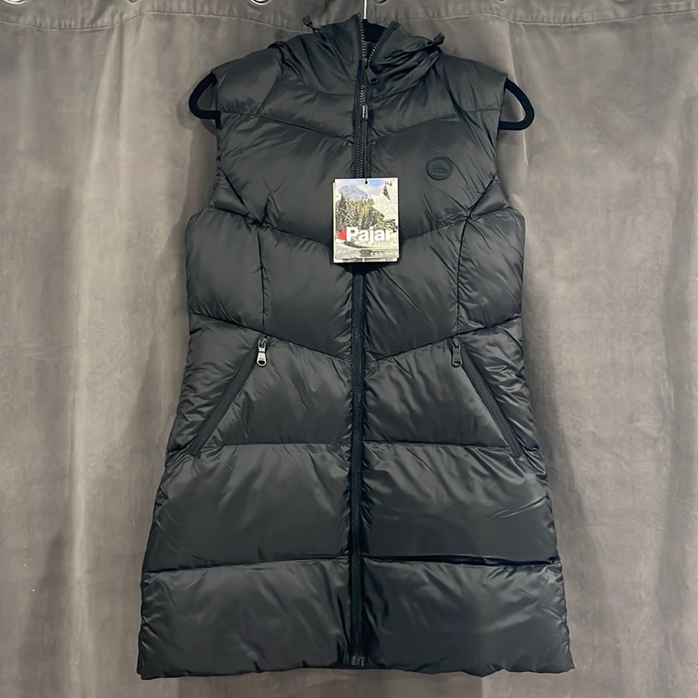 Pajar Canada Anais vest with hood